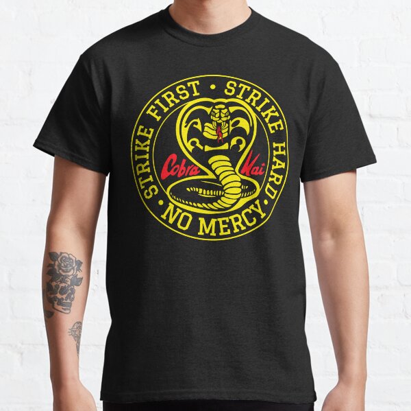 Tournoi de karaté - Cobra Kai T-shirt classique