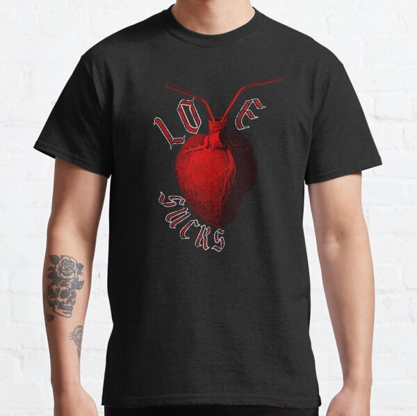 Love Sucks - Grunge Anti Valentines Heart Classic T-Shirt