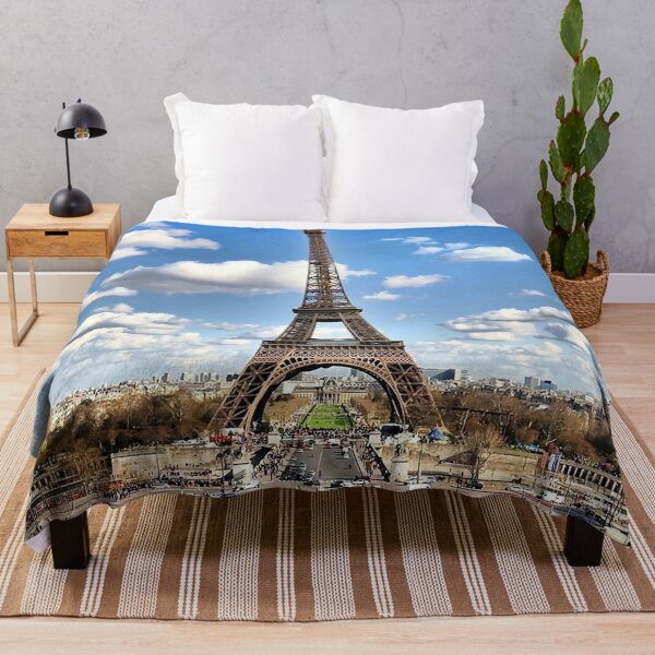 Aperçu de l'œuvre Paris Tour Eiffel créée et vendue par MonsaviFashion.