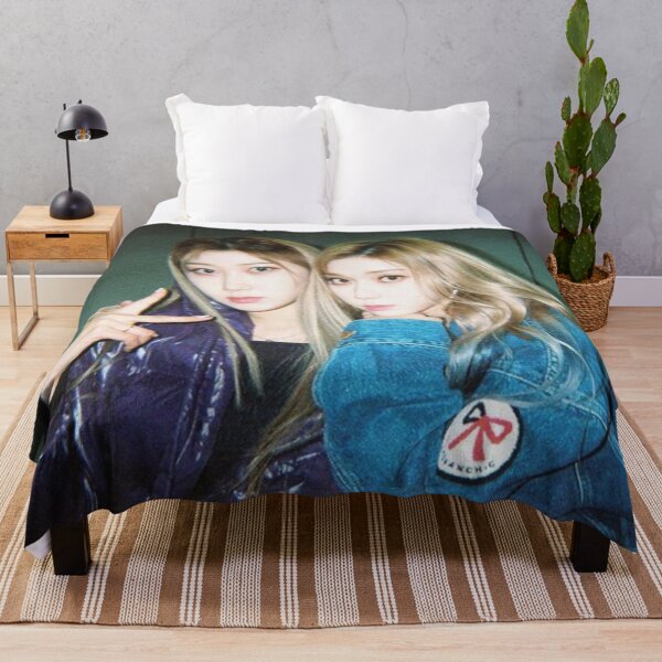 Item preview, Winter And Giselle Posing designed and sold by kpopdays.