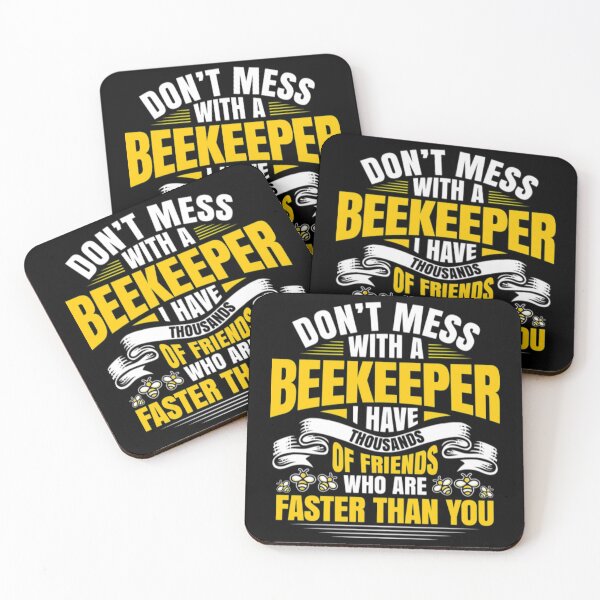 Artikelvorschau, Imker T-ShirtBeekeeper Imker Imker Honigbiene Bienenhaus entworfen und verkauft von MachiObina.