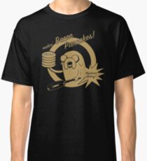 makin bacon pancakes Classic T-Shirt