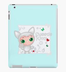 Cute funny kitten vector illustration iPad Case/Skin