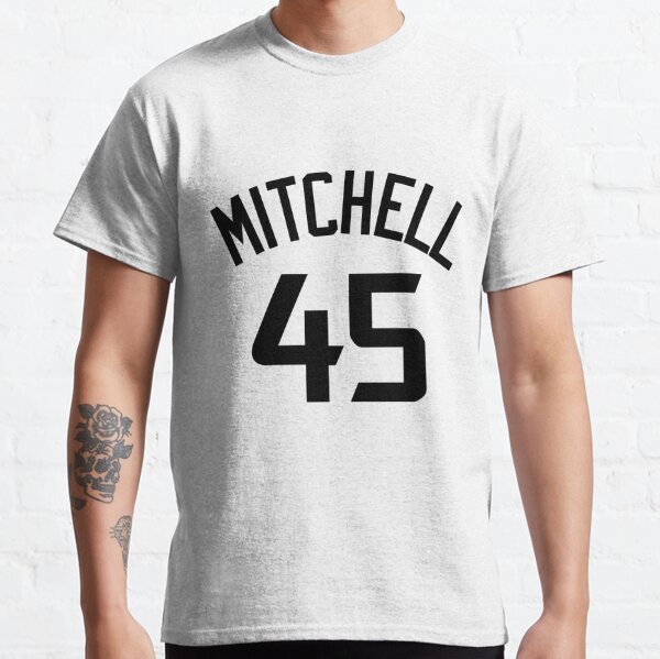 Cole Kmet Jersey - #85 Essential T-Shirt for Sale by djstagge