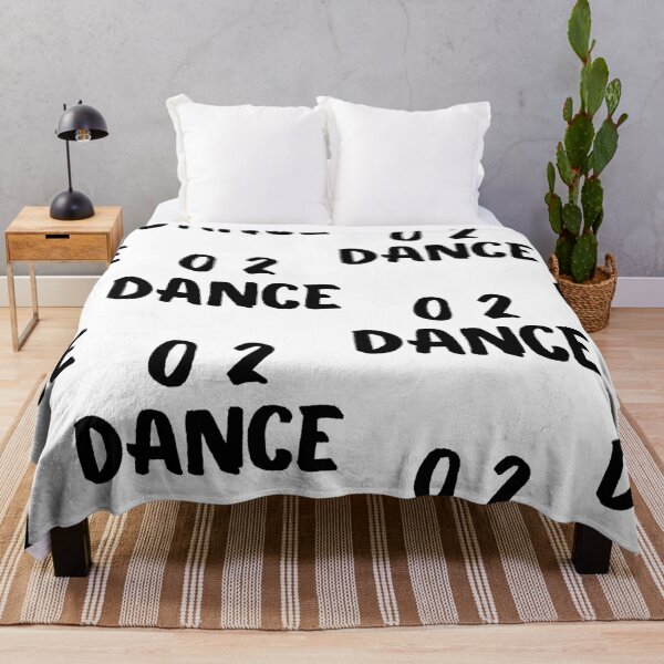 Artikelvorschau,  Zero Two Dance entworfen und verkauft von WorldPrintTees.