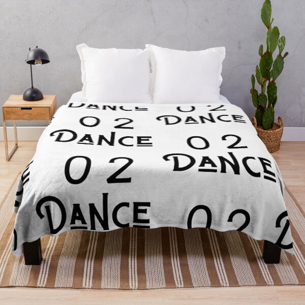 Artikelvorschau,  Zero Two Dance entworfen und verkauft von WorldPrintTees.