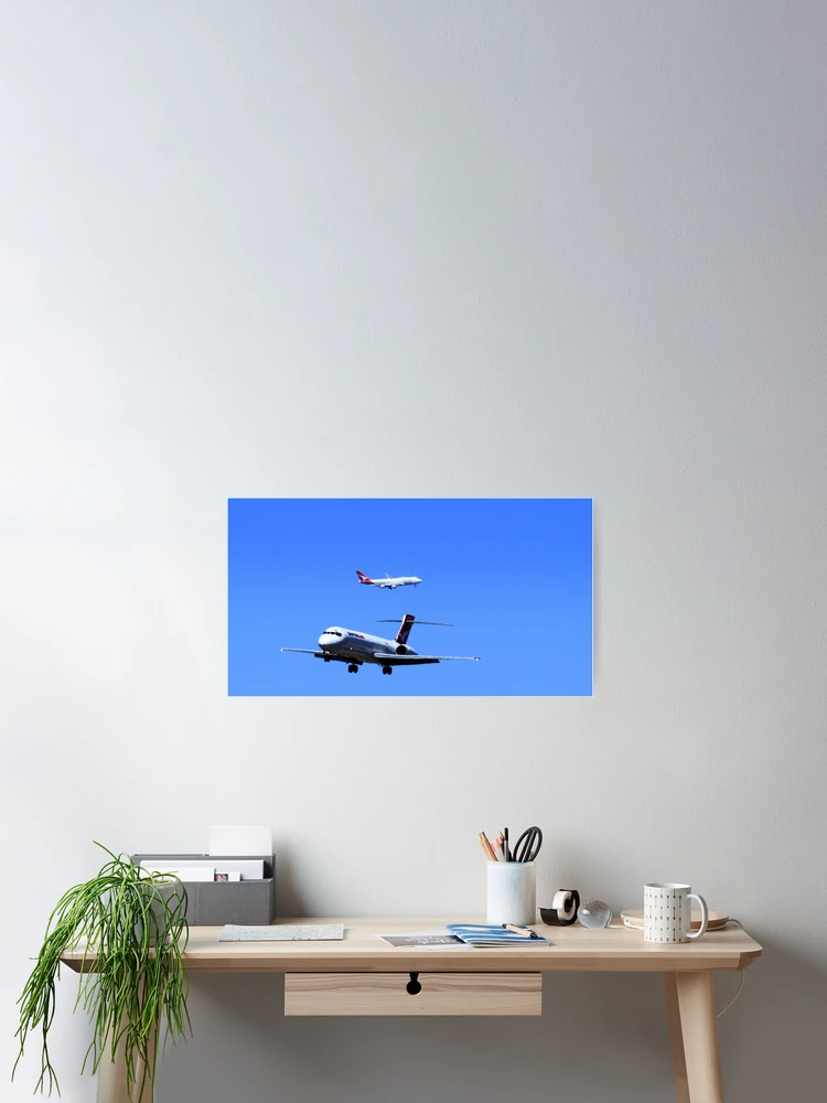 Aperçu 2 sur 3. Poster avec l'œuvre Inbound créée et vendue par evolutionx.