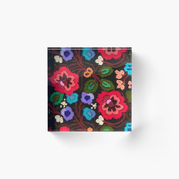 Aperçu de l'œuvre Patten de fleurs cousues main des Balkans créée et vendue par sidekickfun.