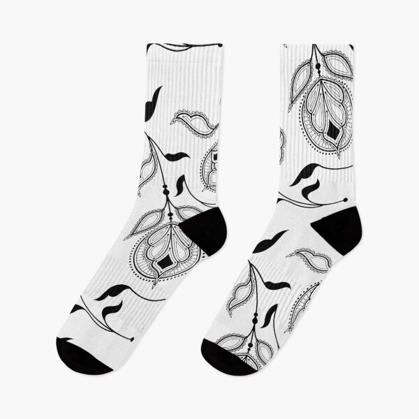 Artikelvorschau, Black and White Inverted Medallion Paisley entworfen und verkauft von Carolina Diaz.