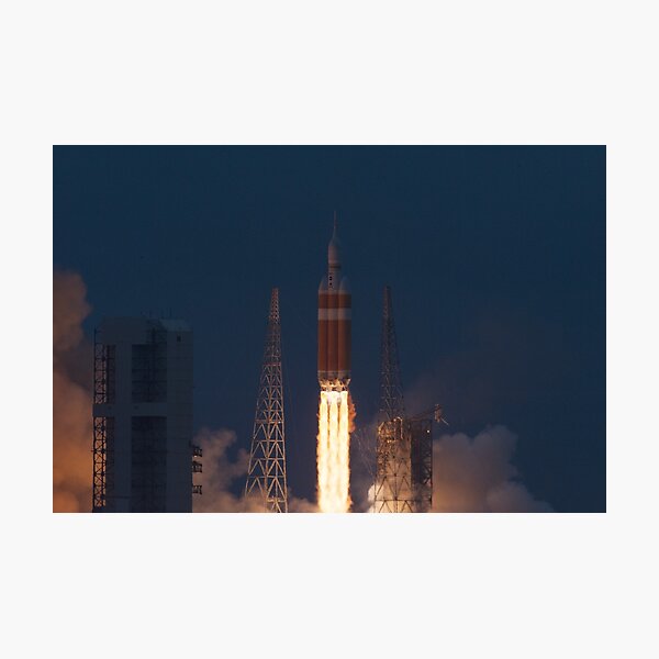 Item preview, Delta IV Heavy Launch designed and sold by Star-Citizen.