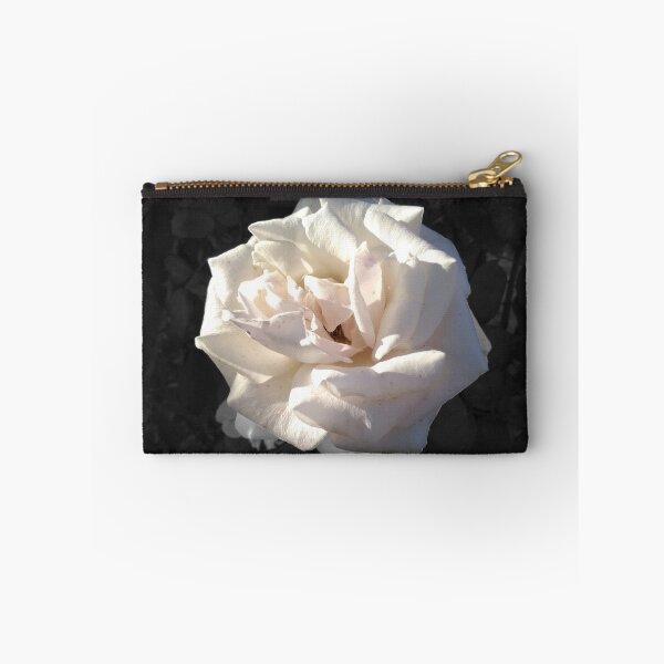 Artikelvorschau, Weiße Rose mit Sonnenschein und Schwarzweiss-Hintergrund entworfen und verkauft von RichardDLC.