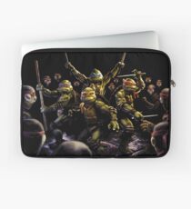 Vs Ninjas Laptop Sleeve