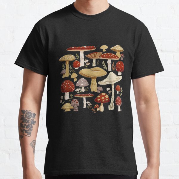 “Cottagecore Aesthetic Goblincore Mycology Shrooms Mushroom” T-shirt