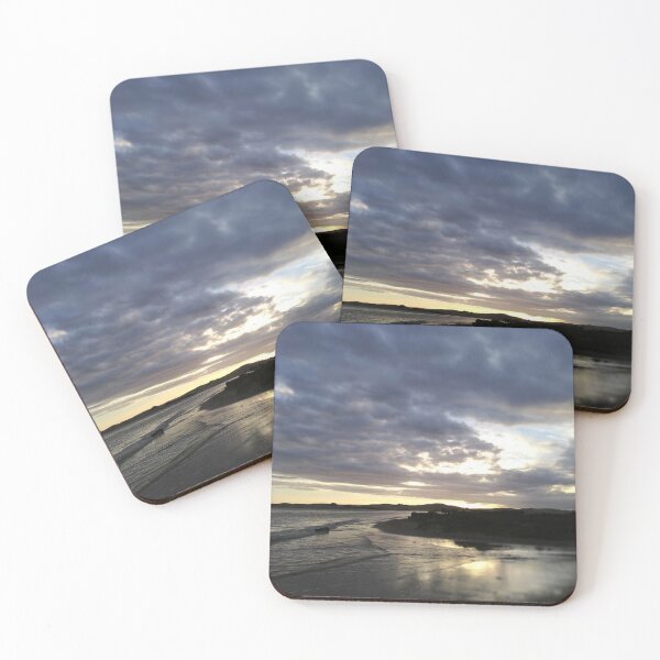 Item preview, Atardecer en la playa oscura y hermosa designed and sold by Marcus Lawrence.