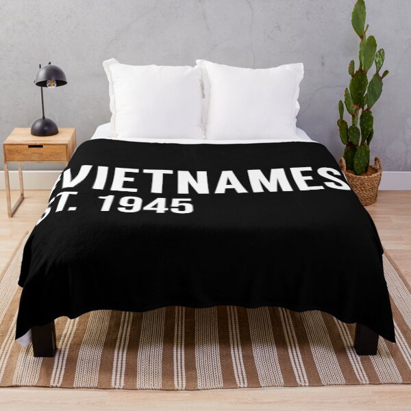 Artikelvorschau, Hashtag Vietnamesisch Est. 1945 entworfen und verkauft von MSA-42.