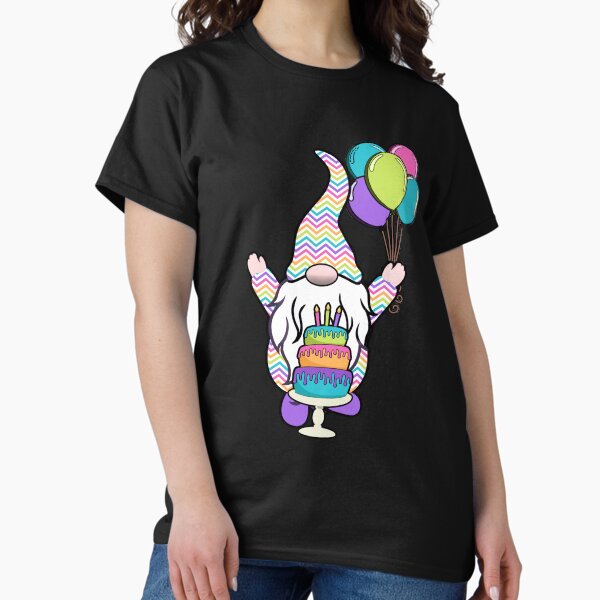 Item preview, Cumpleaños Gnomo Gnomos nórdicos Pastel de cumpleaños Globos designed and sold by funnytshirtemp.