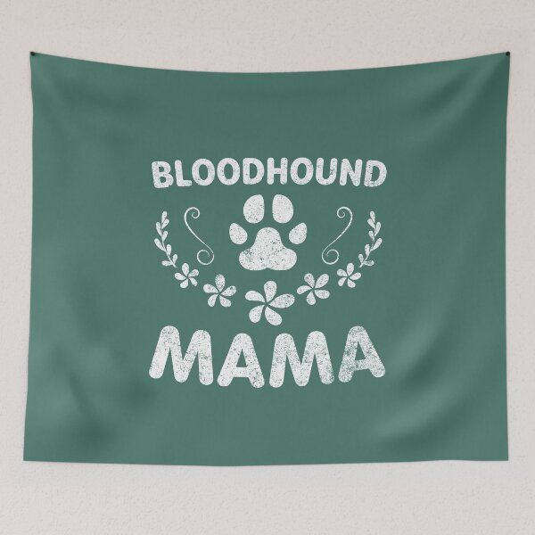 Artikelvorschau, Bloodhound Mama Shirt Bloodhound Liebhaber Besitzer Funny Dog Mom entworfen und verkauft von KuznecovaDesign.