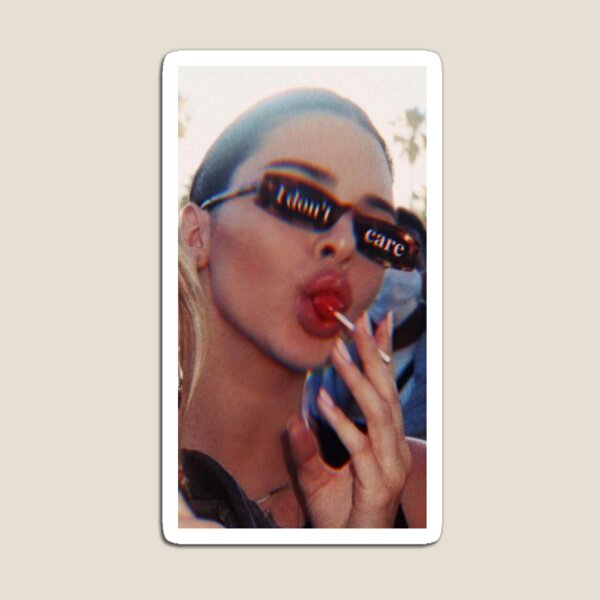 Aperçu de l'œuvre KENDALL JENNER ESTHÉTIQUE créée et vendue par Angela Wong.