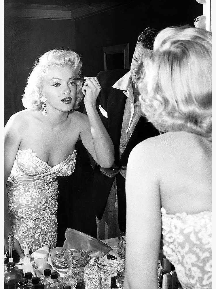 Marilyn Monroe Applying Make Up, Black and White Vintage Wall Art Art  Board Print for Sale by modernretro