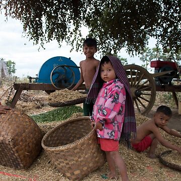 Artwork thumbnail, Family in Myanmar. by missatgerebut