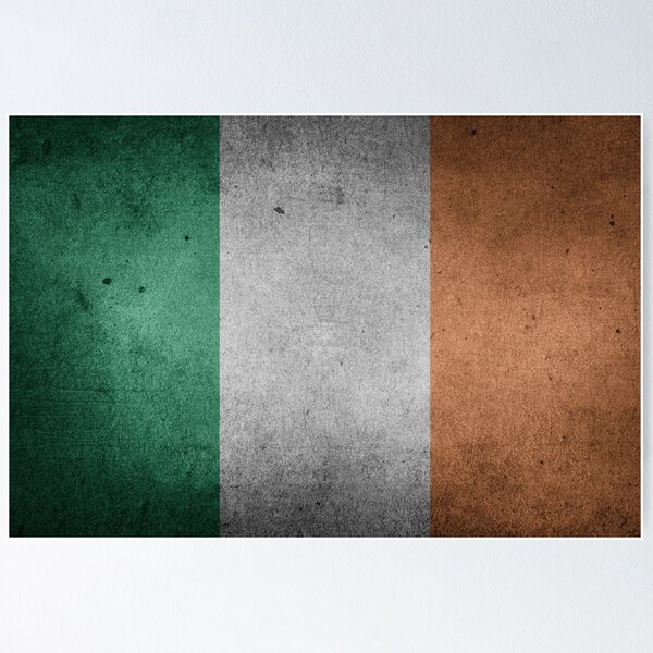 Artikelvorschau, Irland Flagge Grunge entworfen und verkauft von limitlezz.