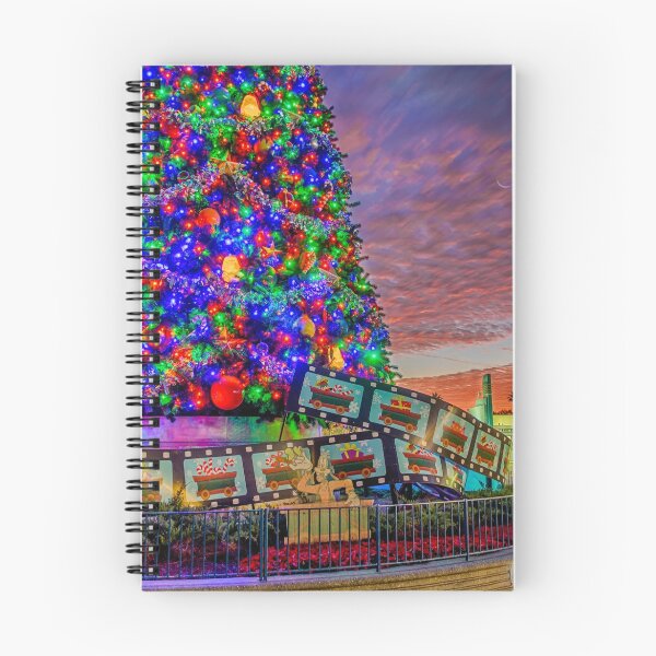 Artikelvorschau, Hollywood Studios Weihnachtsbaum entworfen und verkauft von Digitalelegance.