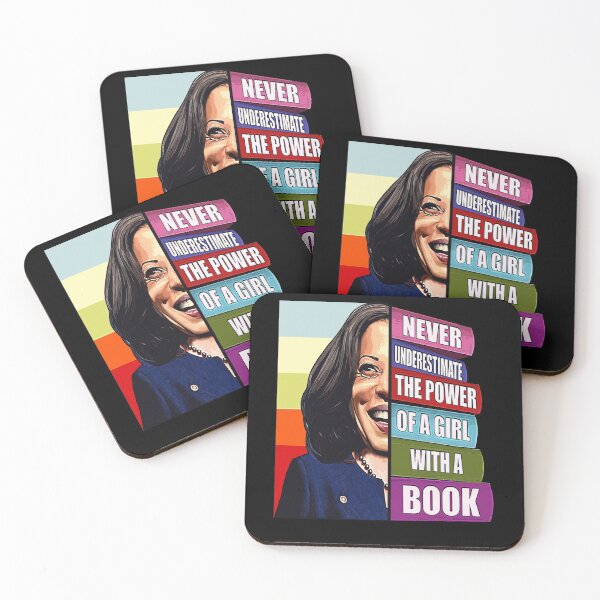 Artikelvorschau, Kamala Harris Poster Unterschätze niemals ein Mädchen mit einem Buch-T-Shirt entworfen und verkauft von TrustedNomads.