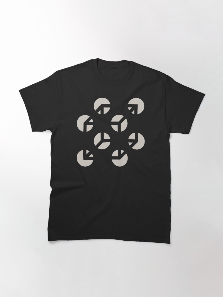 Imagen 3 de 7, Camiseta clásica con la obra Usa tu ilusión, diseñada y vendida por geekchic.