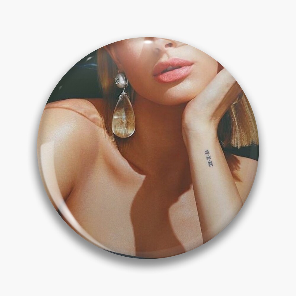 Pin by 🦋Lola✨ on Hailey Bieber