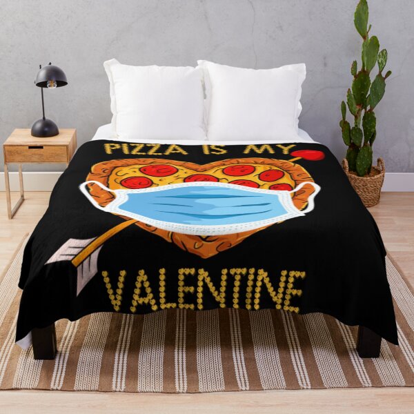 Artikelvorschau, Pizza ist mein Valentinsgruß Lustige Pizza-Wear-Maske zum Valentinstag entworfen und verkauft von BarreraErica.