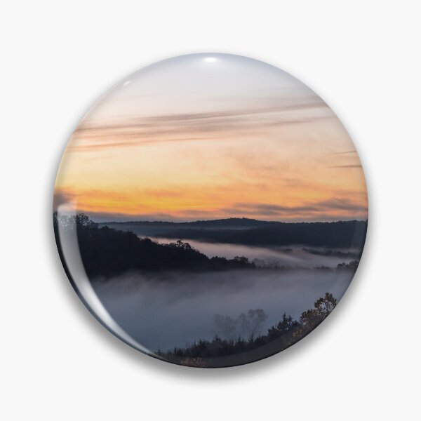 Artikelvorschau, Ozarks Foggy Rolling Hills Sonnenaufgang entworfen und verkauft von mljdwhite.