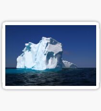 On Iceberg Alley already losses part of its ice mass Sticker