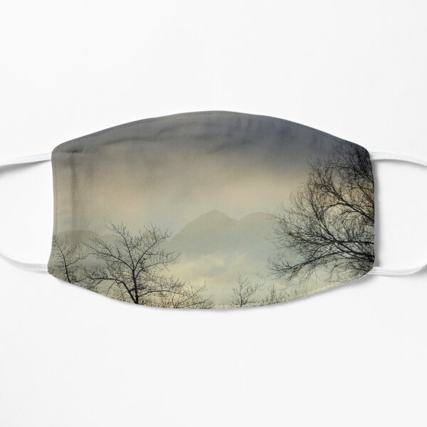 Morning Haze Flat Mask
