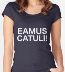 Camiseta entallada de cuello redondo "¡Eamus Catuli!" : Chicago Cubs