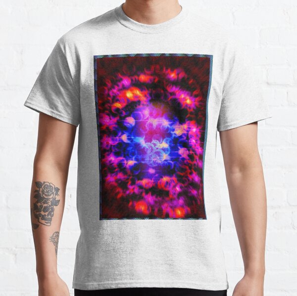 Atomic love Classic T-Shirt