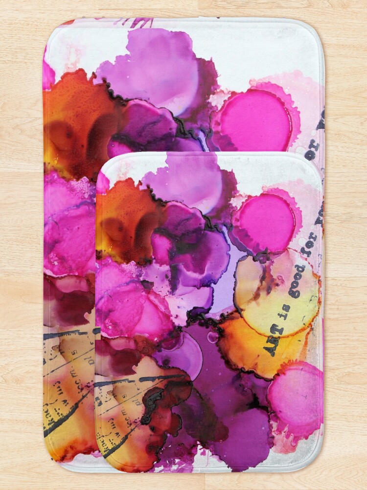 Aperçu 5 sur 6. Tapis de bain avec l'œuvre Love Story (happy art) créée et vendue par mptresart.