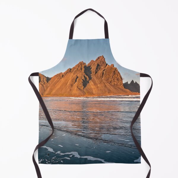 Artikelvorschau, Vestrahorn Island entworfen und verkauft von Catherine Reading.