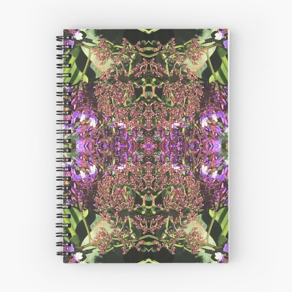 Aperçu de l'œuvre Botanique, Divine - Bourdons d'été en fusion de fleurs violettes et mauves créée et vendue par RoseAromas.