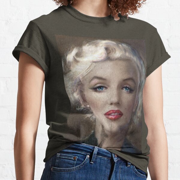 MM soft c Classic T-Shirt