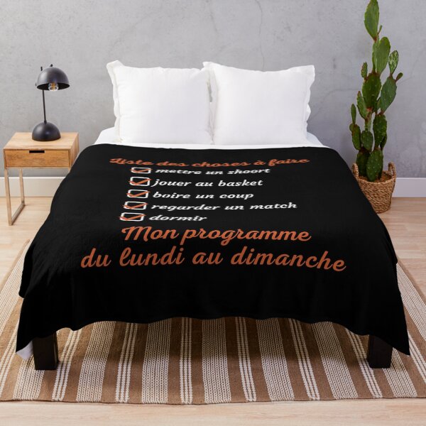 Aperçu de l'œuvre Liste des choses à faire jouer au basket cadeau humoristique créée et vendue par TeeJfm.