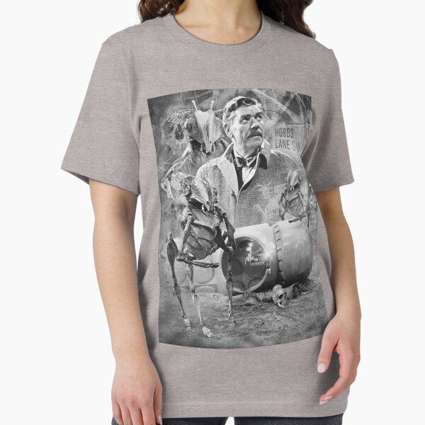 Quatermass and the,Pit TV Design Essential T-Shirt
