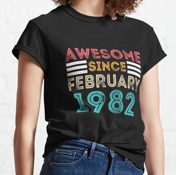 Regalo de cumpleaños retro vintage: impresionante desde febrero de 1982 Camiseta clásica