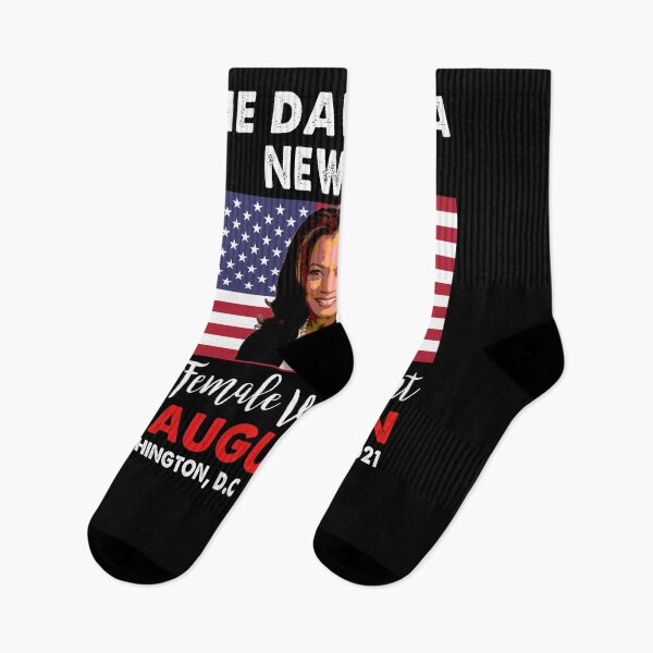 Artikelvorschau, Die Morgendämmerung einer neuen Ära 1. Vizepräsidentin Kamala Harris entworfen und verkauft von TiffannyUKZ.