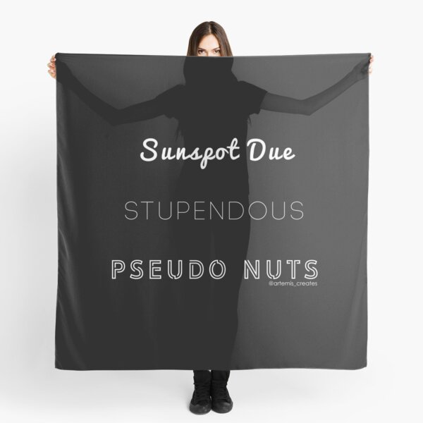 Stupendous Pseudo Nuts Scarf