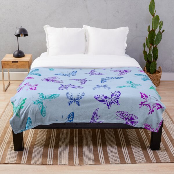Aperçu de l'œuvre Motif papillon en rose, violet, bleu et turquoise créée et vendue par ShowMePrints.