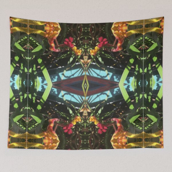 Artikelvorschau, Tanzende Känguru-Pfoten, Criterion Street, Hobart / Nipaluna - Vivid Pink, Emerald und Orange entworfen und verkauft von RoseAromas.