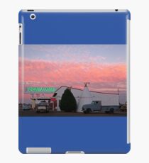 Nostalgic Motel Under Arizona Sunset iPad Case/Skin