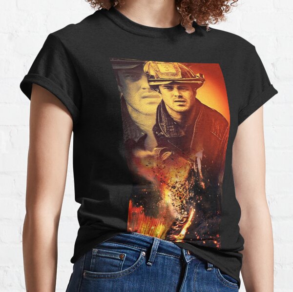 Taylor Kinney Chicago Fire T-shirt classique