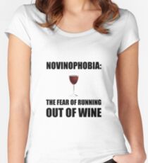 Novinophobia Wine Women's Fitted Scoop T-Shirt