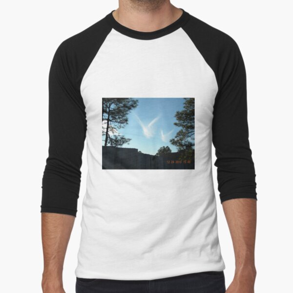 Christmas Eve Snow Angels Baseball ¾ Sleeve T-Shirt